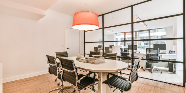Intermediación Financiera Hipotecaria para Activos / Bienes Inmuebles Castelló · Edificios Oficinas